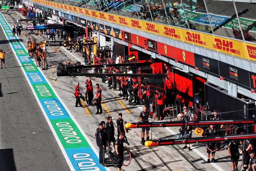 Monza pit lane